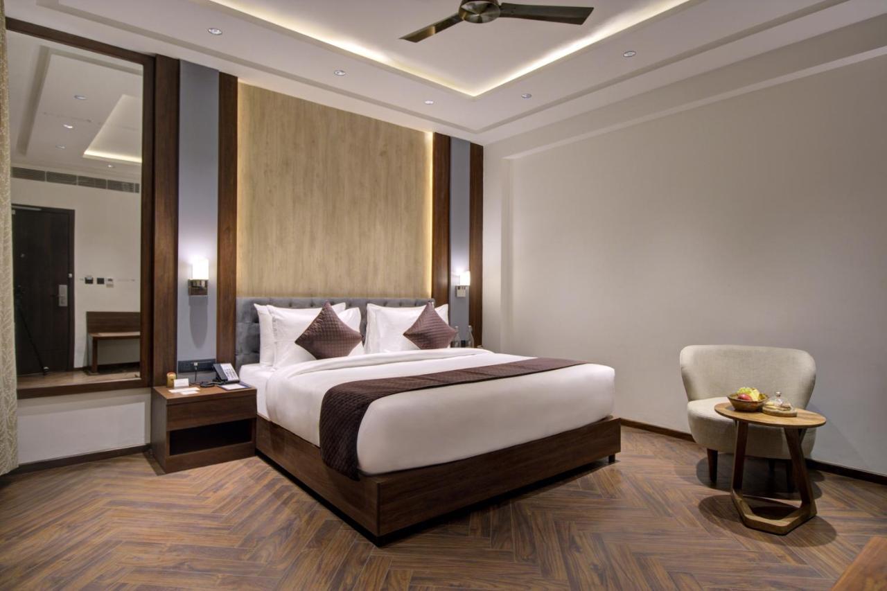 Cygnett Collection K K Hotel Faizābād Eksteriør billede
